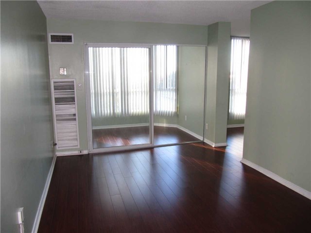 145 Hillcrest Ave, #307