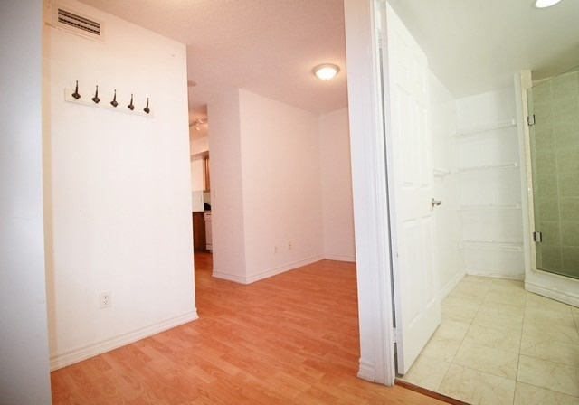 Listing C4354863 - Large Photo # 8
