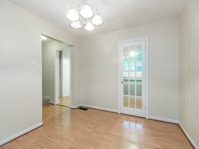 Listing W3955223 - Large Photo # 7