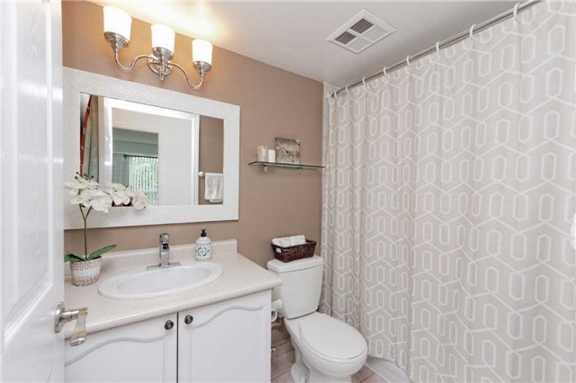 3 Ellesmere St, #225