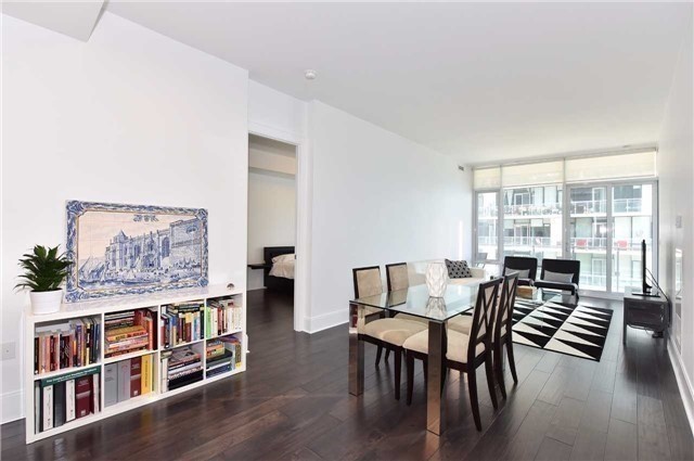 29 Queens Quay E #616