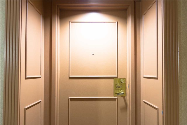 Listing W3998240 - Large Photo # 4
