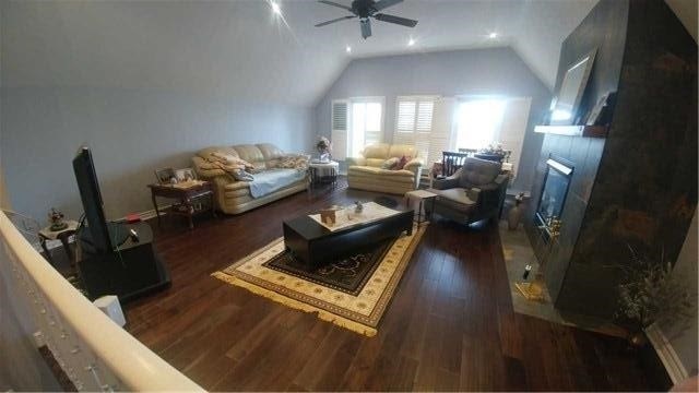 58 Hearne Cres