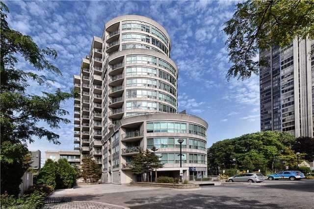 88 Palace Pier Crt, #906