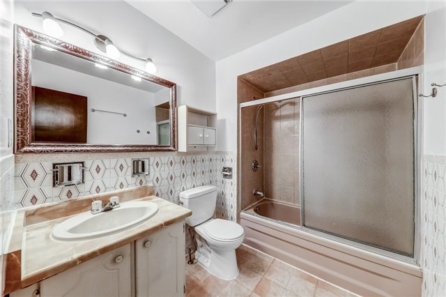 Listing W4003290 - Large Photo # 17