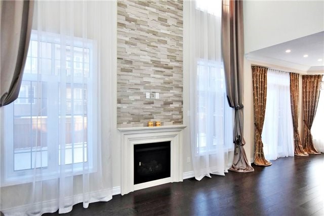 107 Queen Filomena Ave