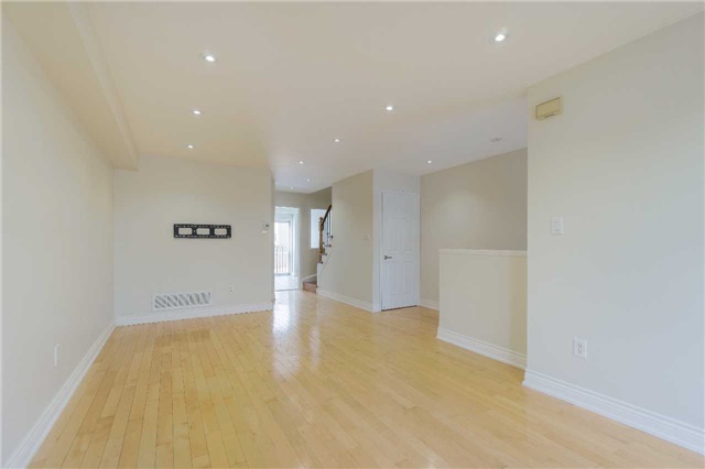 Listing W4012022 - Large Photo # 6