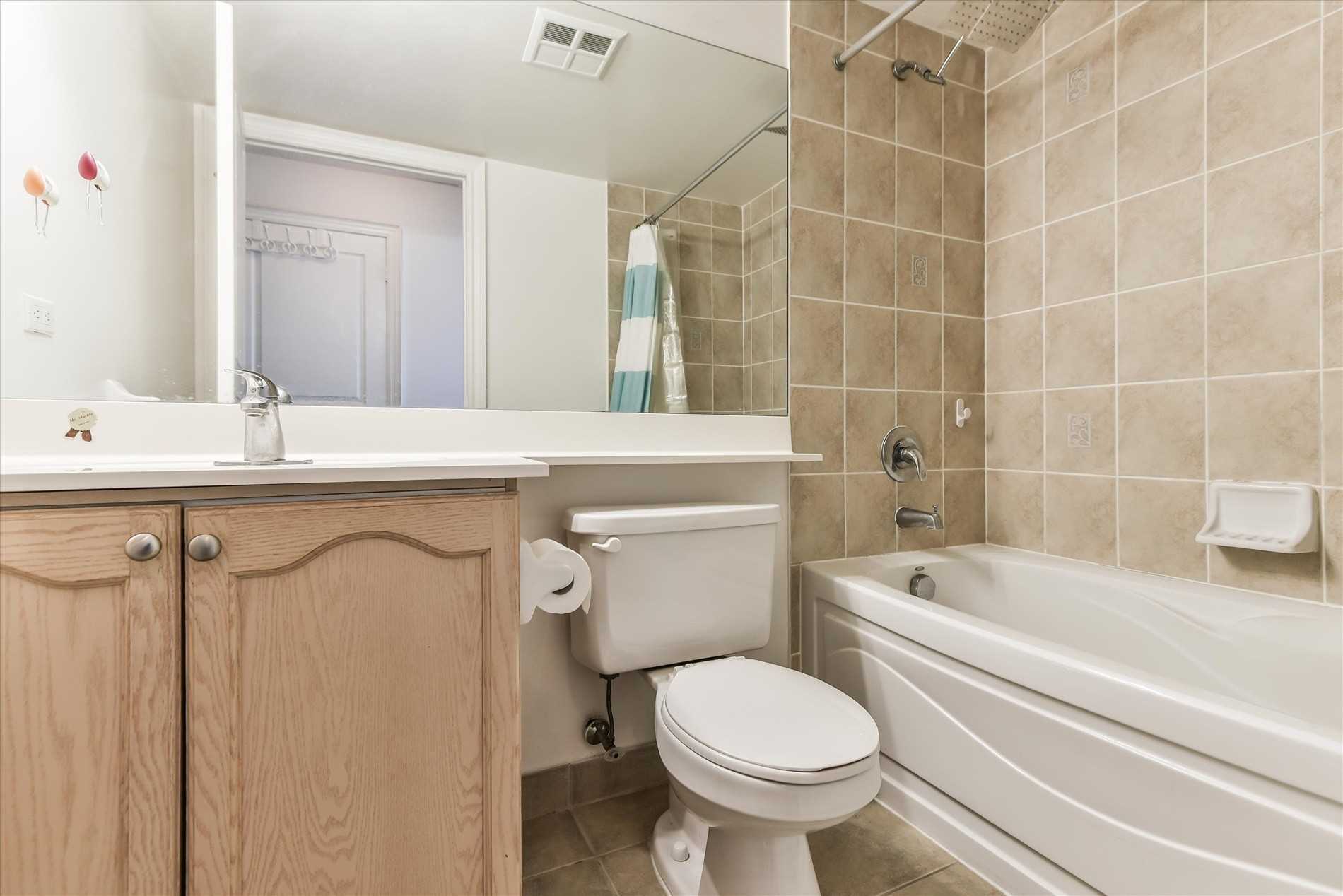 10 Northtown Way #1812