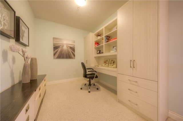 9090 Yonge St, #201B