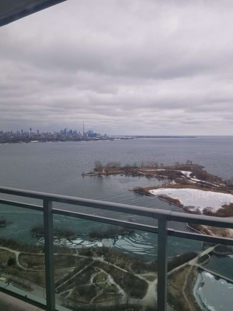 33 Shore Breeze Dr, #3010