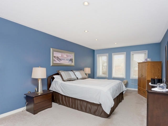 Listing W3693549 - Large Photo # 11