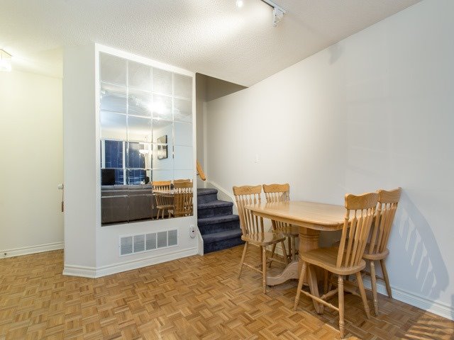 151 Townsgate Dr, #82