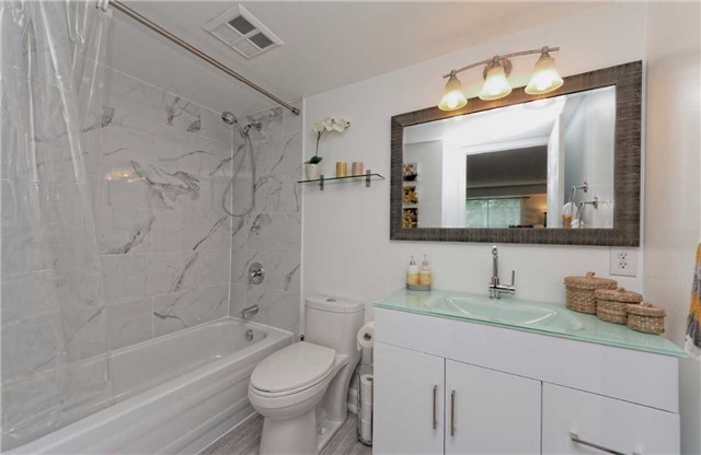 3 Ellesmere St, #225