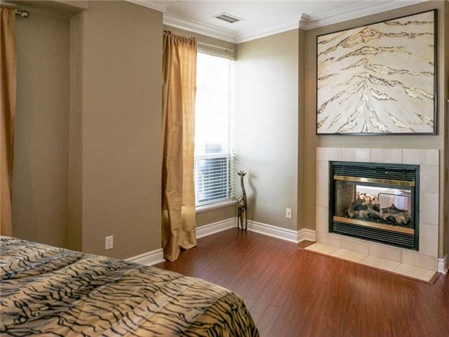 2111 Lake Shore Blvd W, #Ph 8