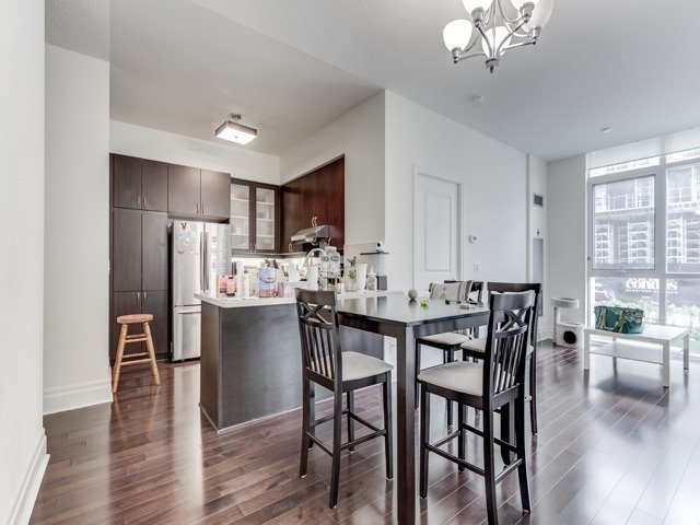 1 Upper Duke Cres, #110