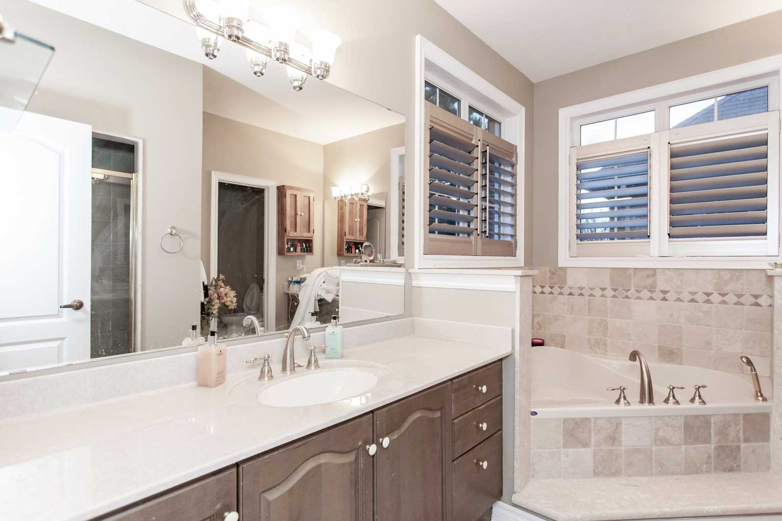 50 Links Lane
