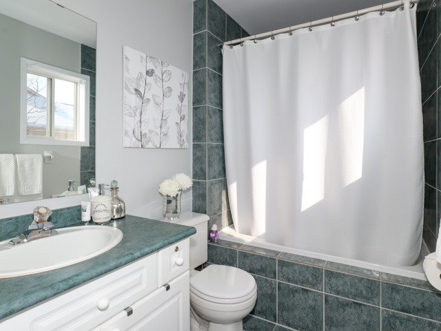 33 Lilley Ave