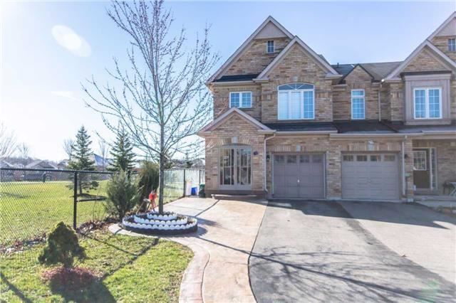 81 Village Vista Way