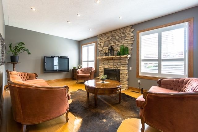 Listing W3817917 - Large Photo # 5