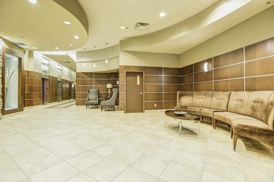 Listing W4304928 - Large Photo # 4