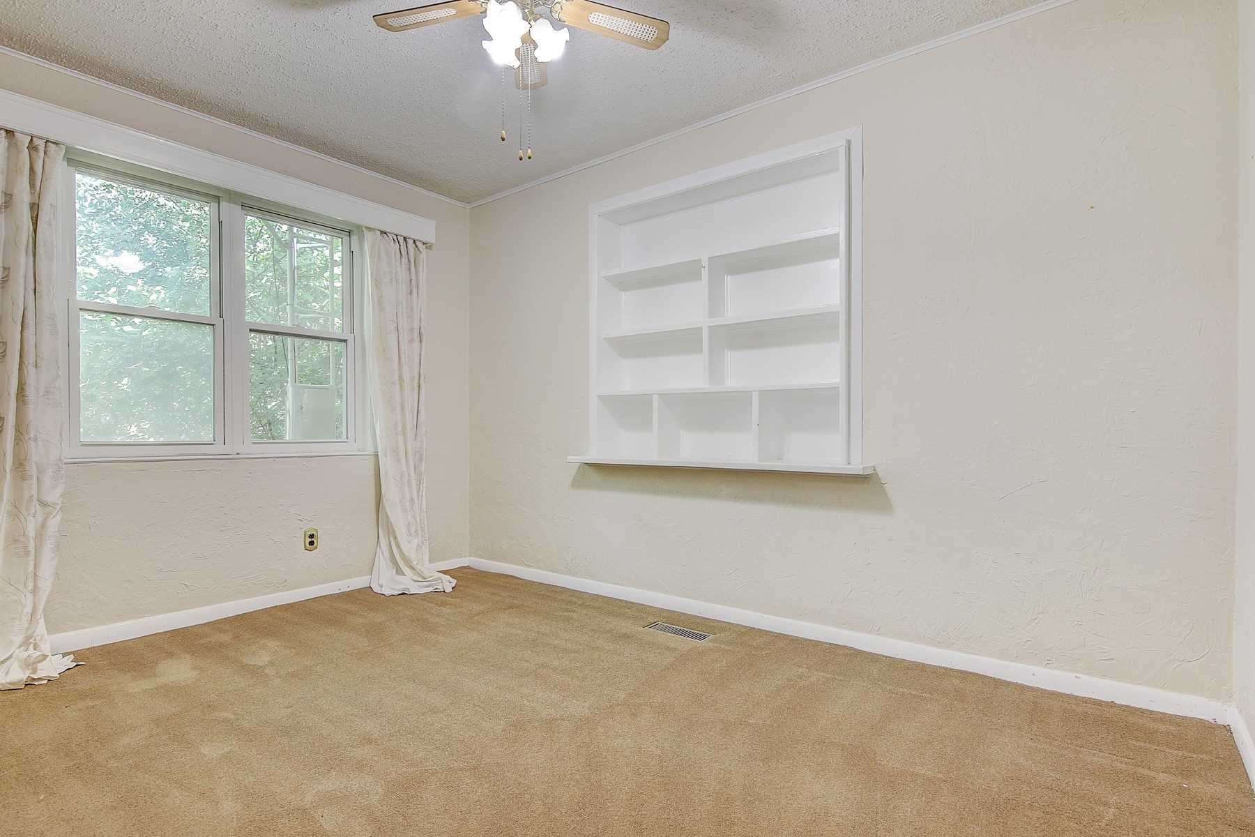 177 Maple Ave