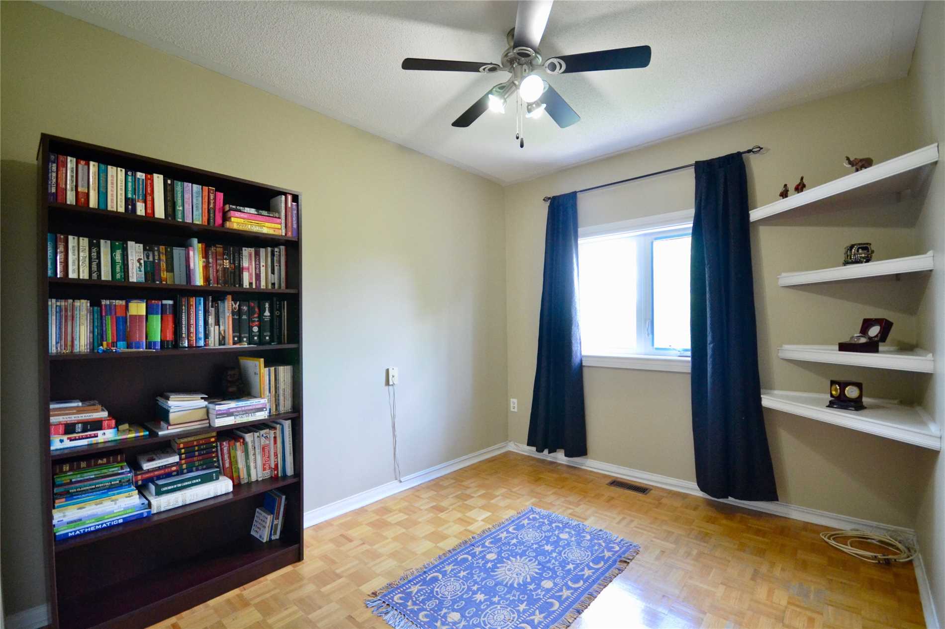 #39 - 1588 South Parade Crt, Mississauga