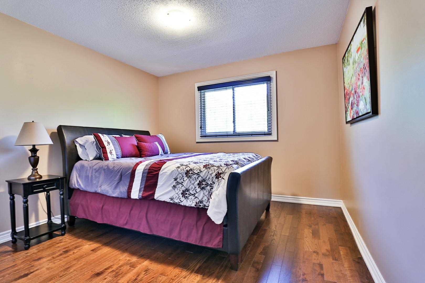 87 Autumn Way