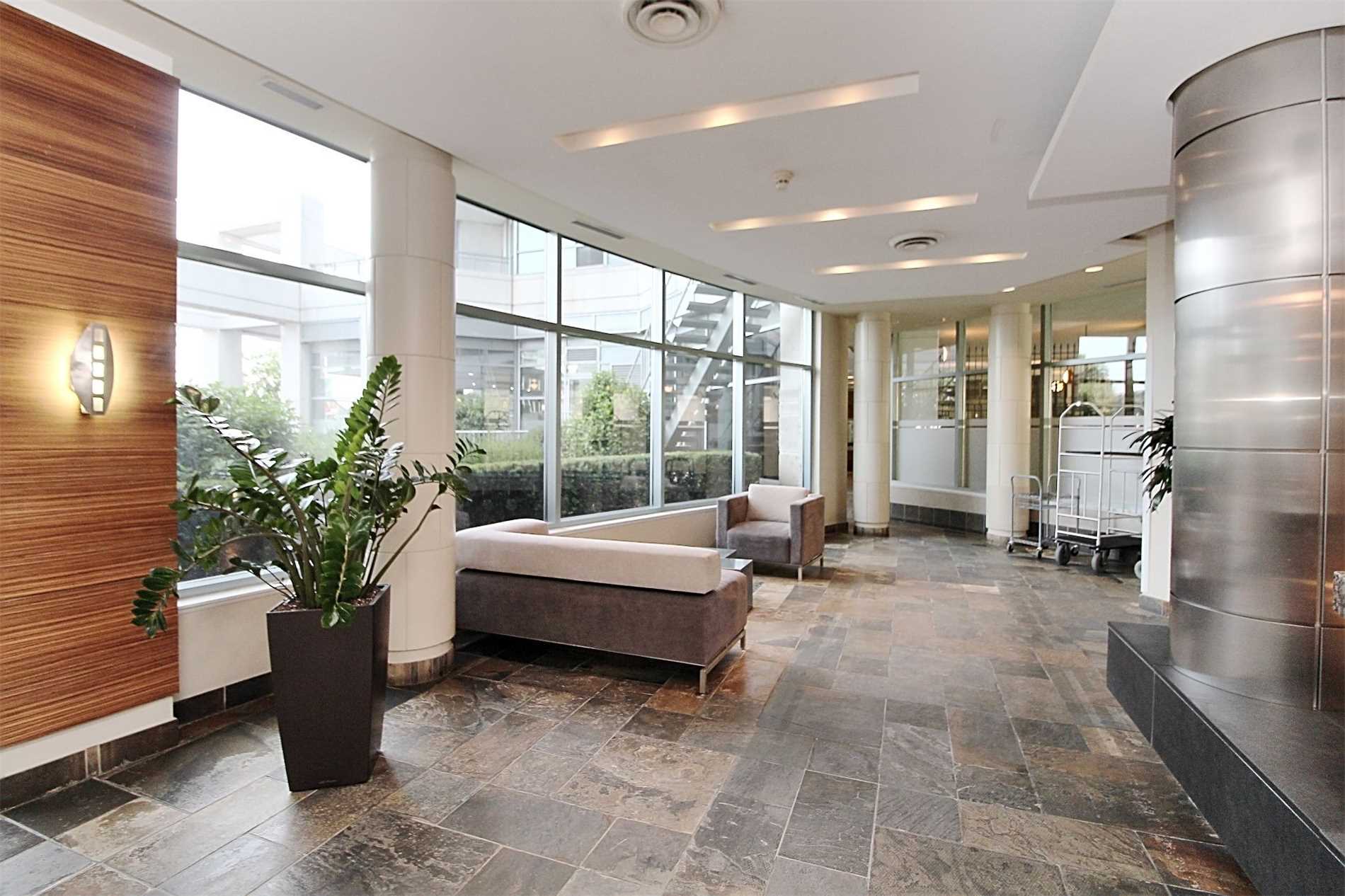 228 Queens Quay W #302