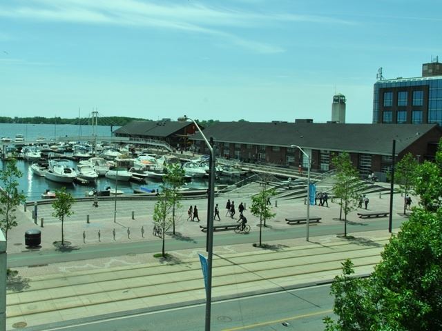 230 Queens Quay W #327