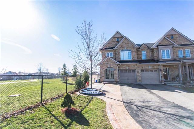 81 Village Vista Way