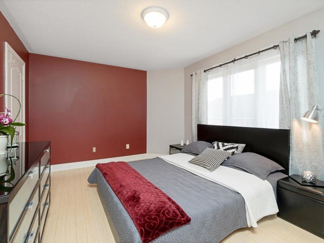 Listing W3750196 - Large Photo # 11