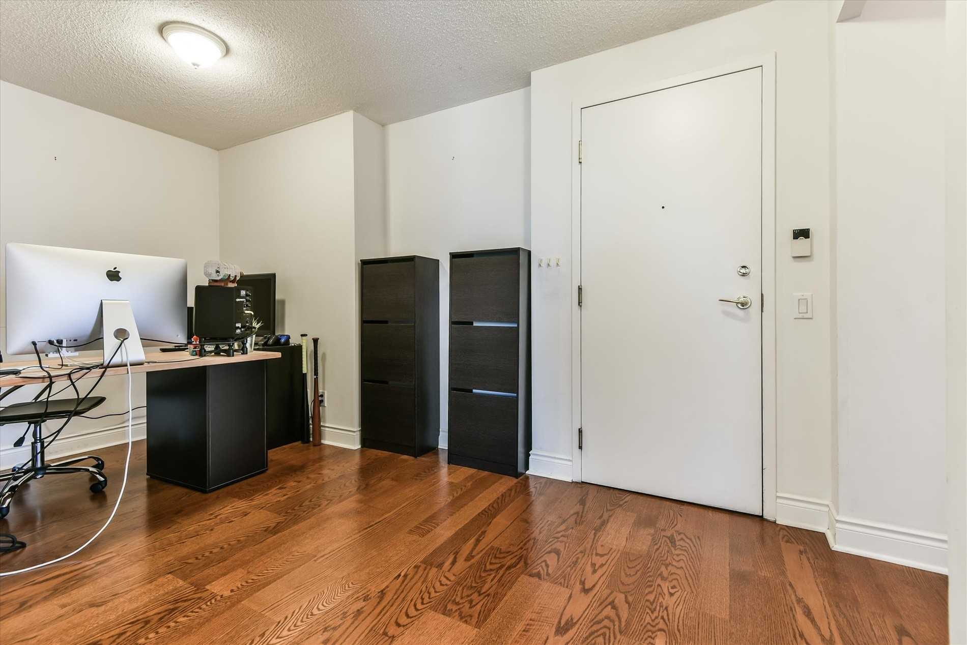 10 Northtown Way #1812