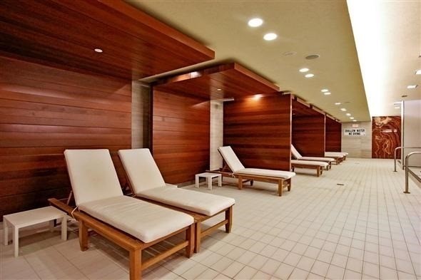 39 Queens Quay E #436