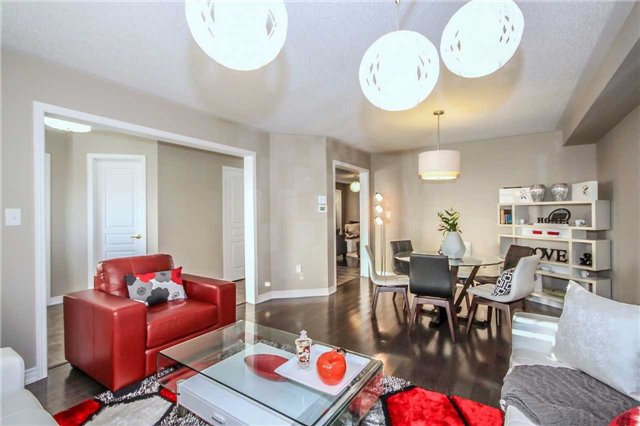 Listing W3955496 - Large Photo # 3