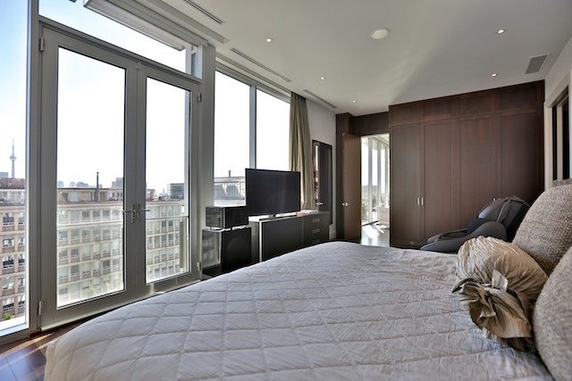 155 Cumberland St, #1201