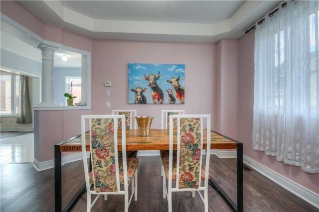 1089 Upper Thames Dr