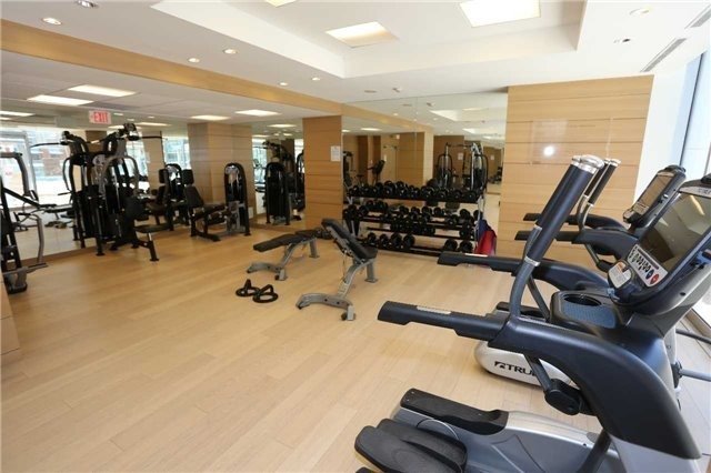 29 Queens Quay E #616