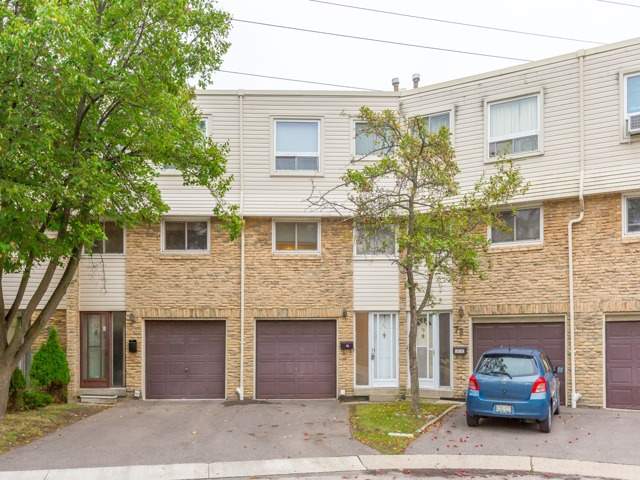 Listing W3955223 - Large Photo # 1
