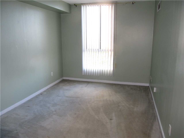 145 Hillcrest Ave, #307