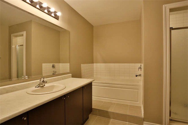 Listing X3935303 - Large Photo # 15