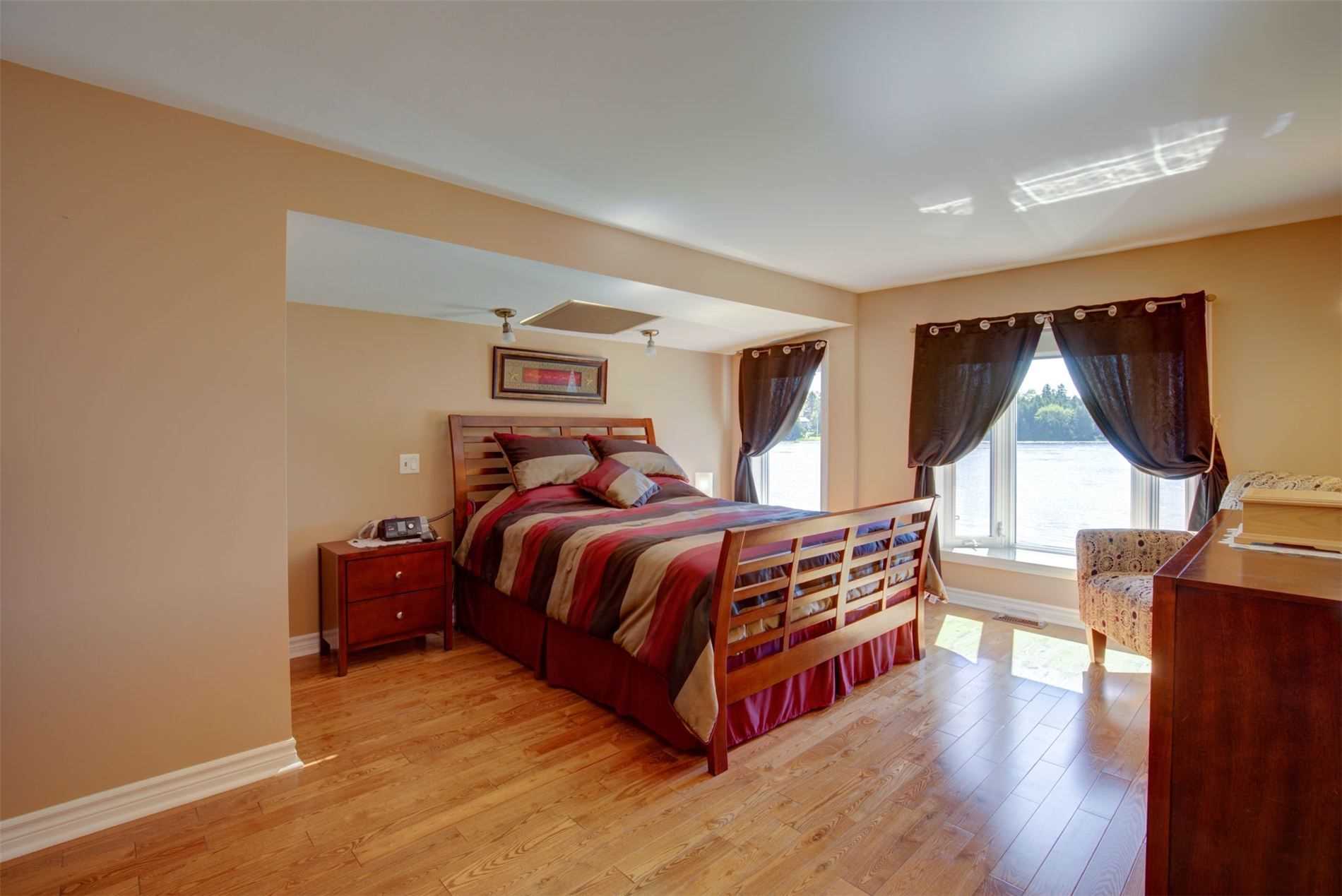 Listing X4560948 - Large Photo # 10