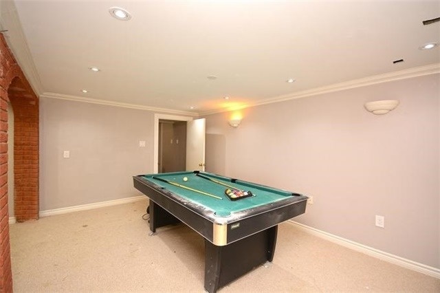 2594 Bromsgrove Rd