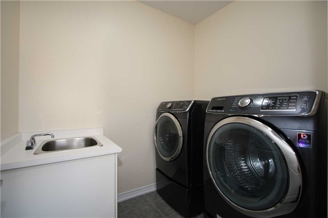 38 William Graham Dr