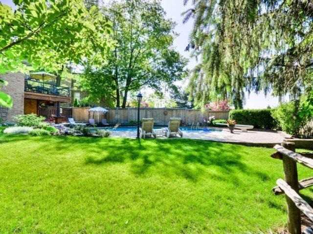 15 Pine Ridge Lane