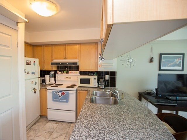 230 Queens Quay W #327