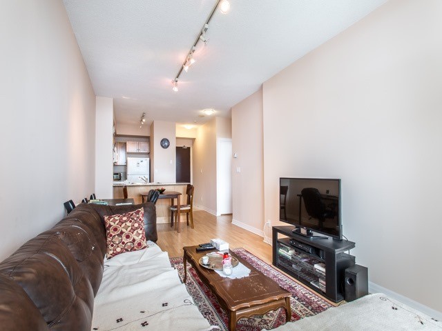 Listing W4109510 - Large Photo # 7