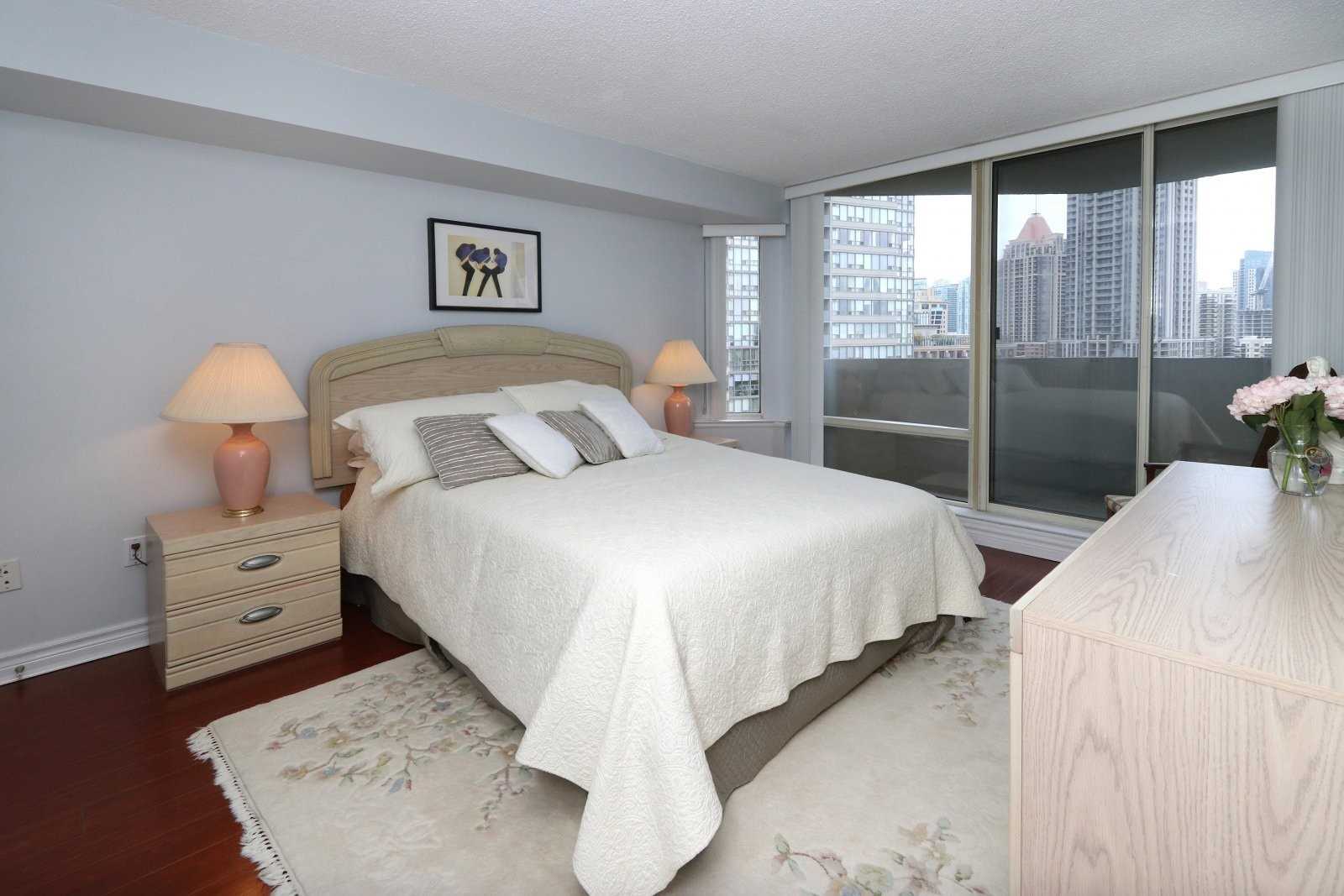 Listing W4595505 - Large Photo # 14