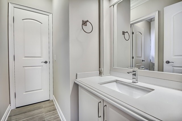 107 Queen Filomena Ave