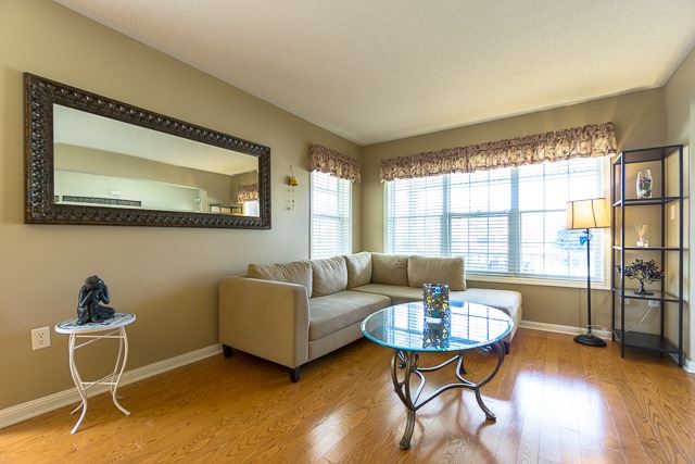 Listing W3816302 - Large Photo # 2