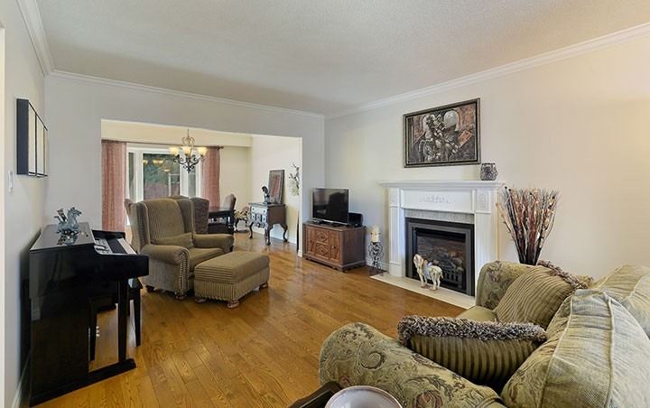 Listing W4509819 - Large Photo # 4